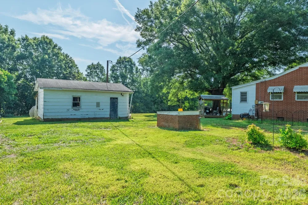 655 Edmiston Road Mt Ulla, NC 28125