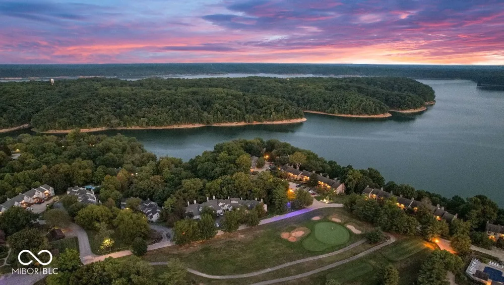 2048 E Waters Edge Drive Bloomington, IN 47401