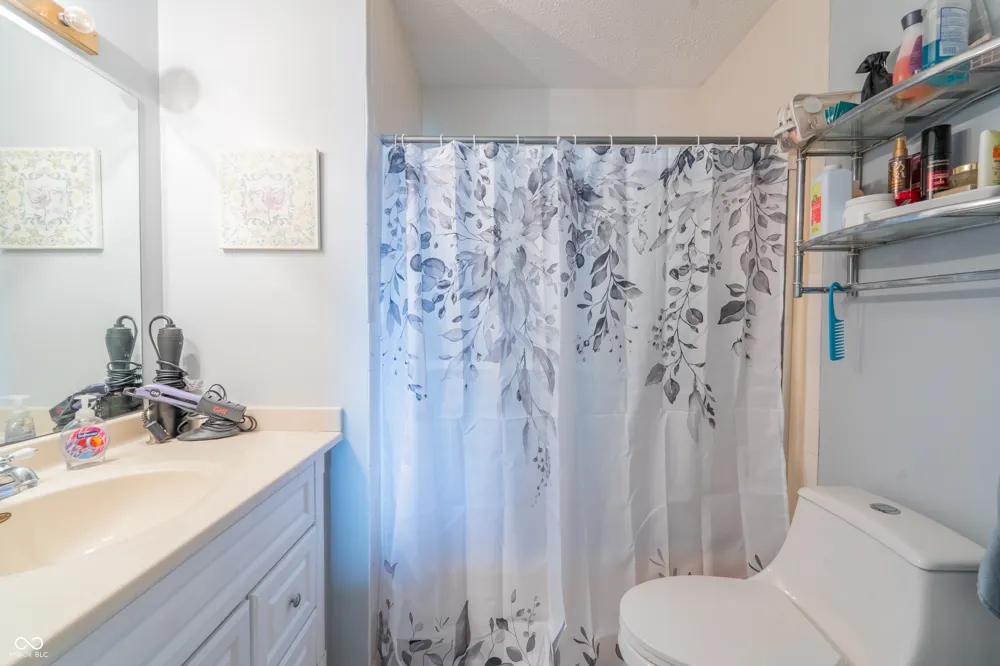 2048 E Waters Edge Drive Bloomington, IN 47401