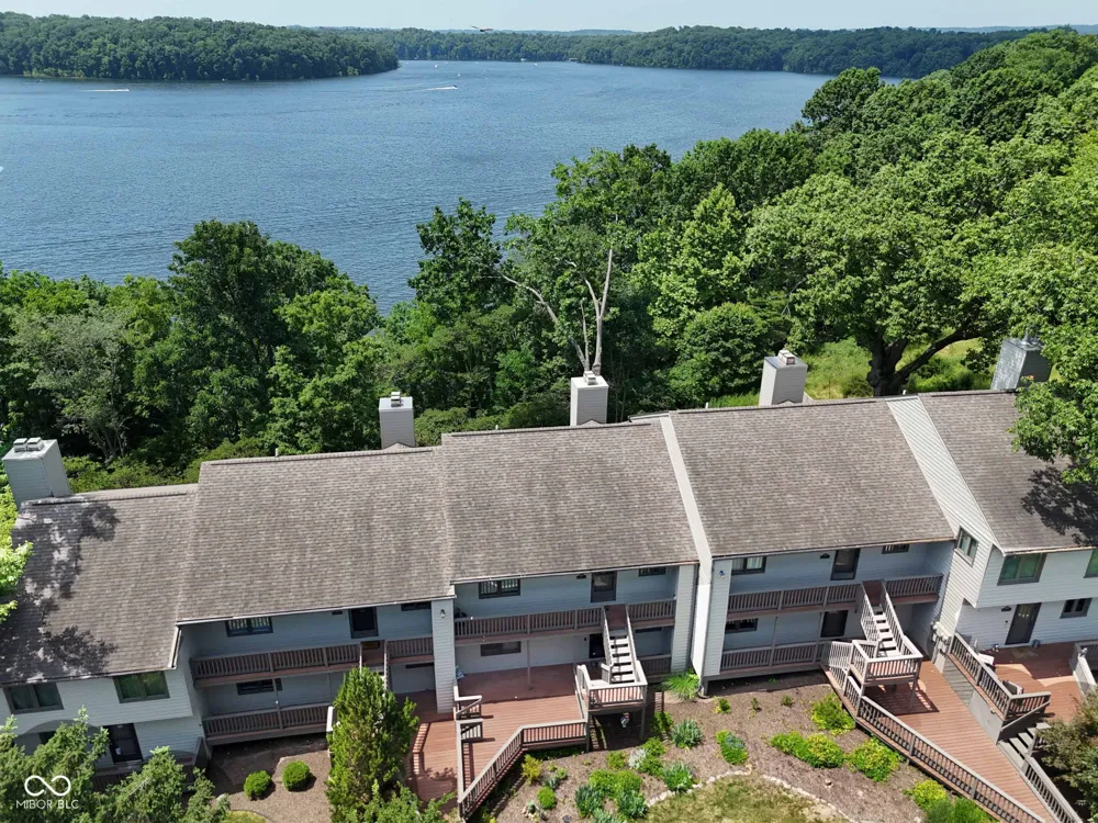 2048 E Waters Edge Drive Bloomington, IN 47401