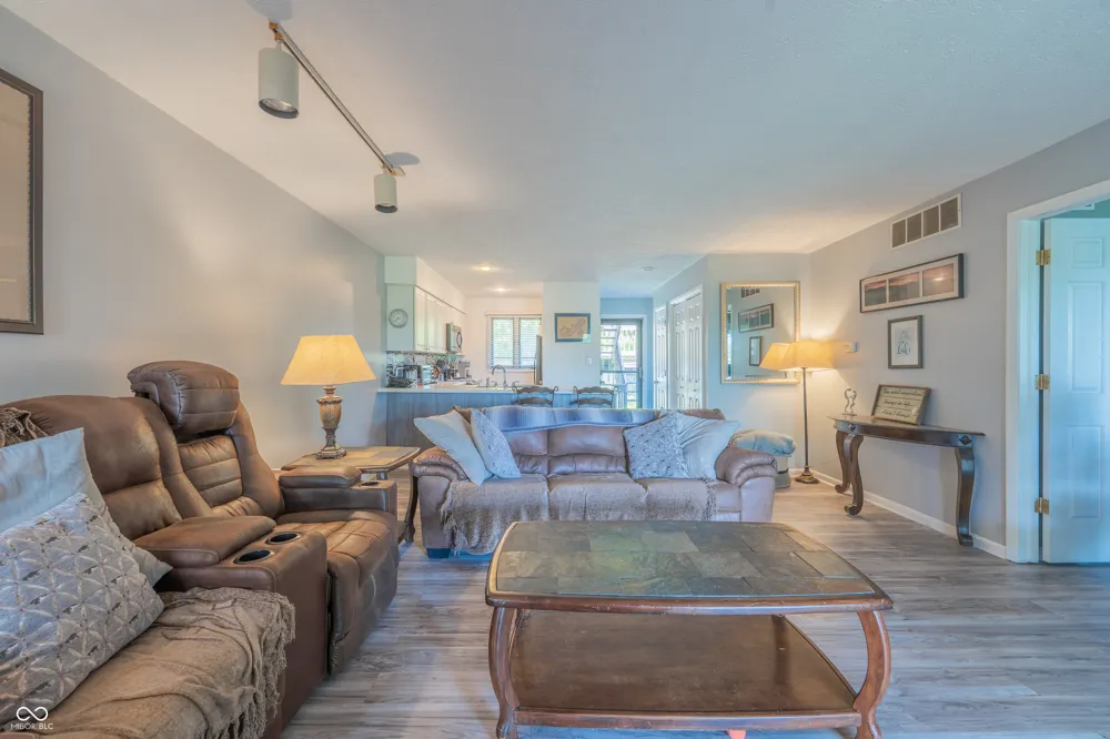 2048 E Waters Edge Drive Bloomington, IN 47401