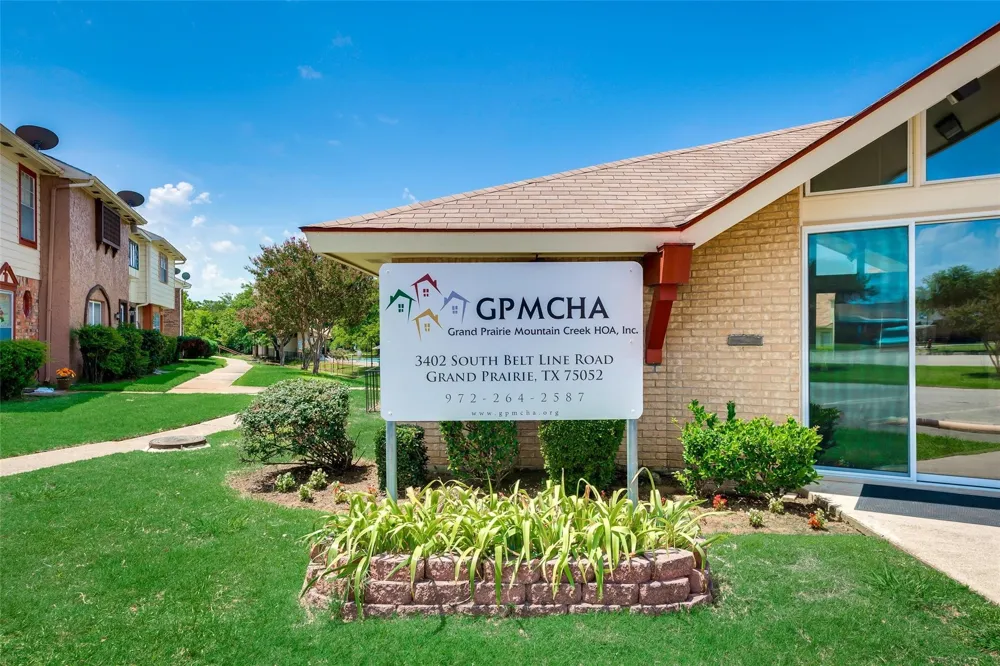 36 W Creek Lane Grand Prairie, TX 75052