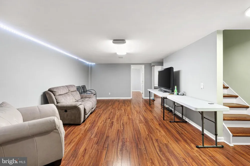 150 NANTWICH COURT Somerset, NJ 08873