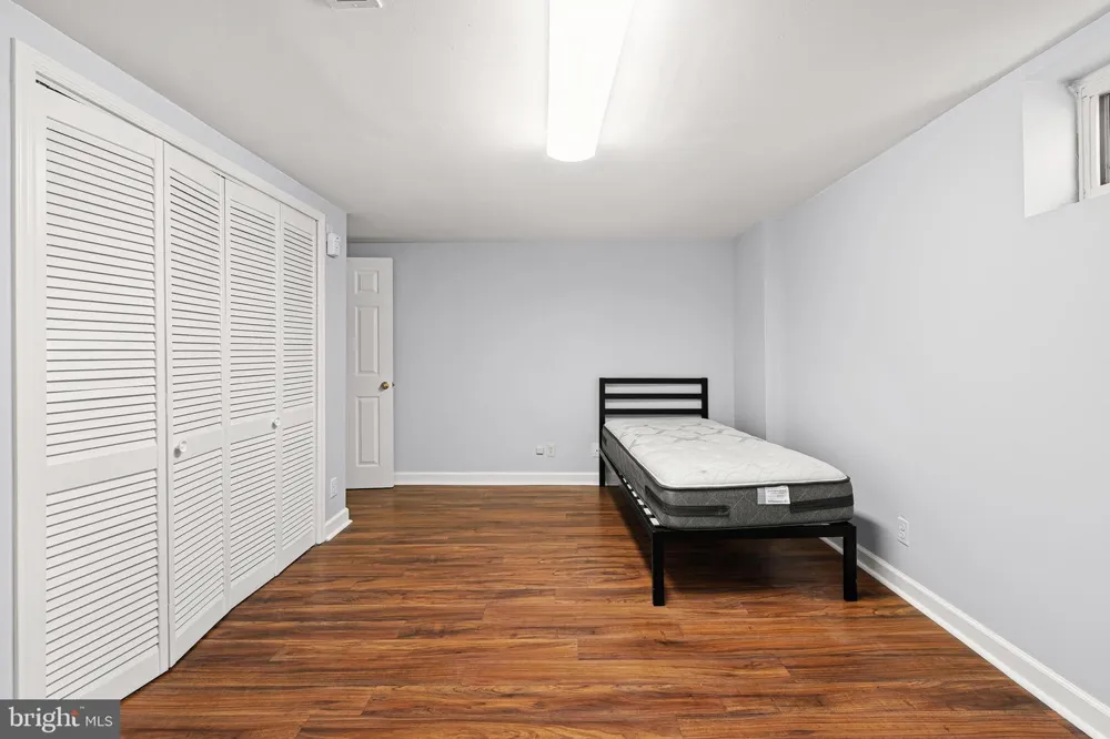 150 NANTWICH COURT Somerset, NJ 08873