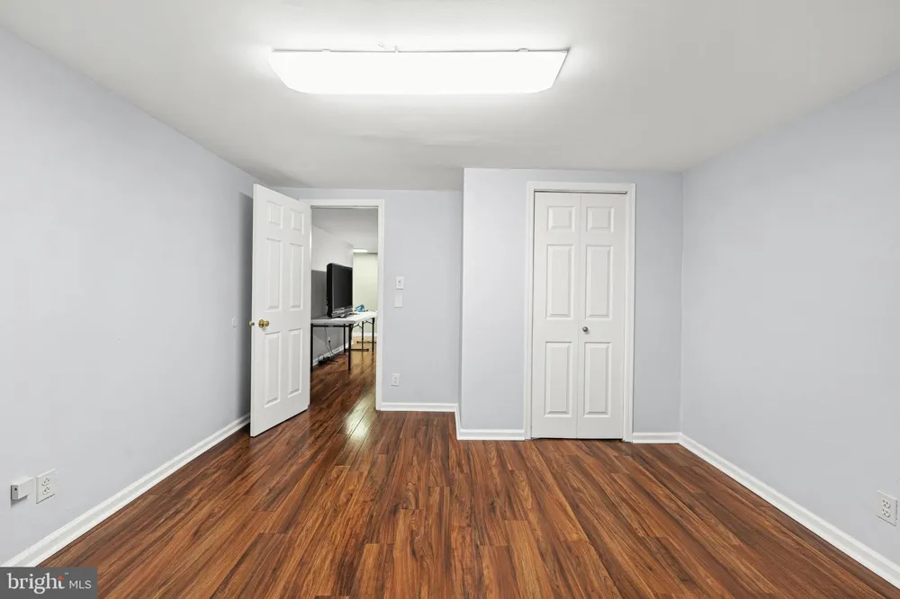 150 NANTWICH COURT Somerset, NJ 08873