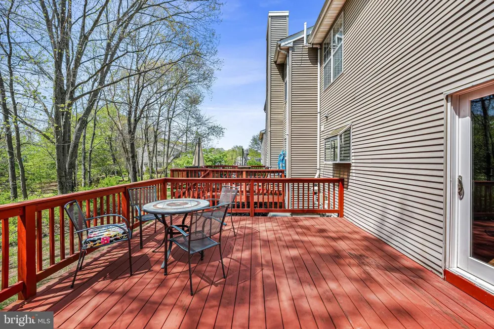 150 NANTWICH COURT Somerset, NJ 08873