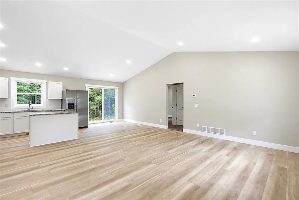 6108 Automobile Road Twin Lake, MI 49457