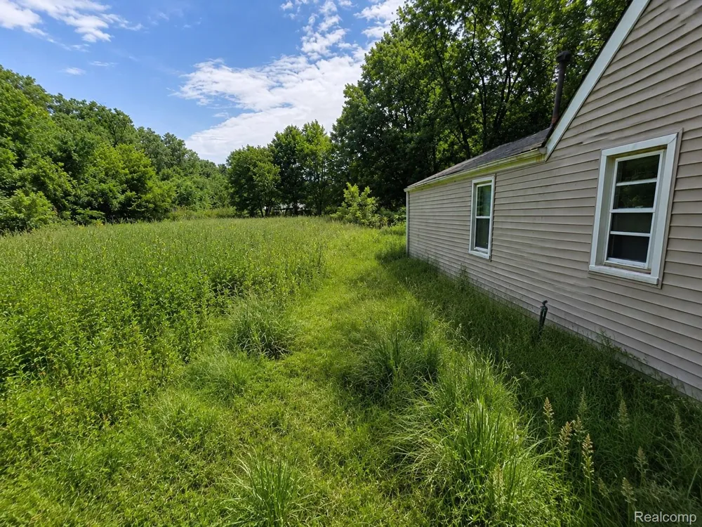 6851 Merriman Road Romulus City, MI 48174