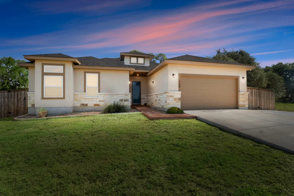 128 Hiram Cook Blanco, TX 78606