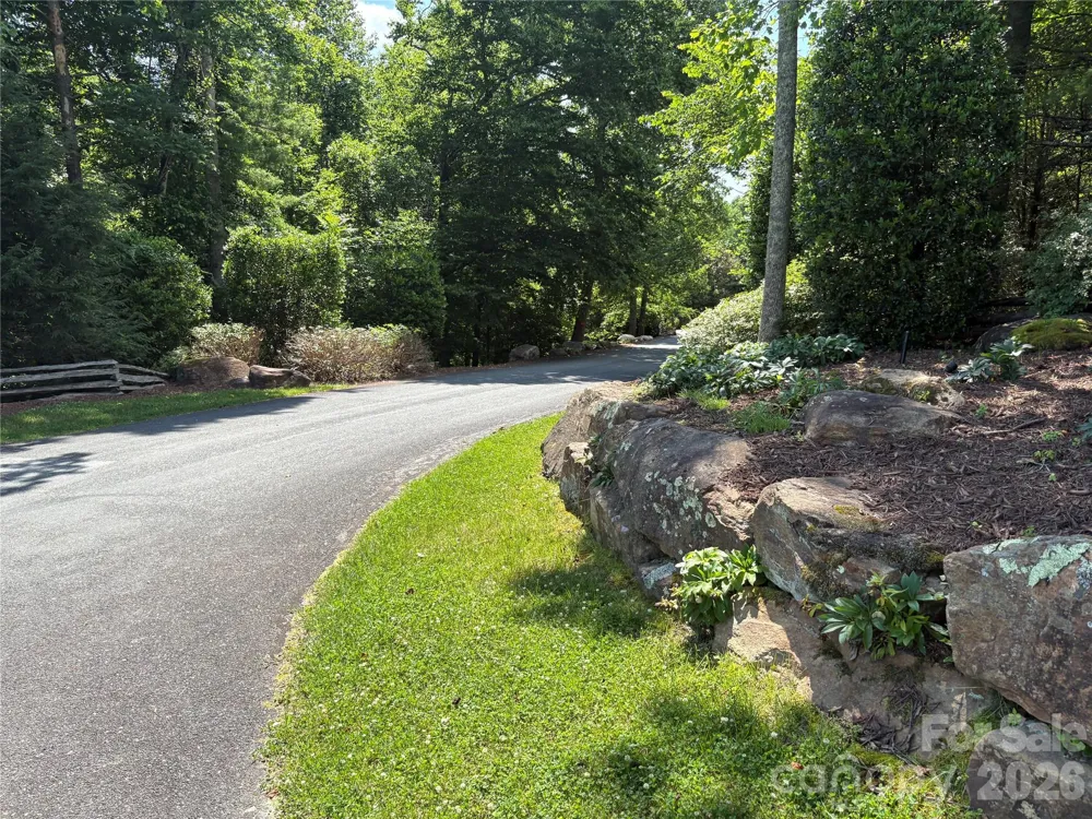 239 Stone Valley Way Hendersonville, NC 28792