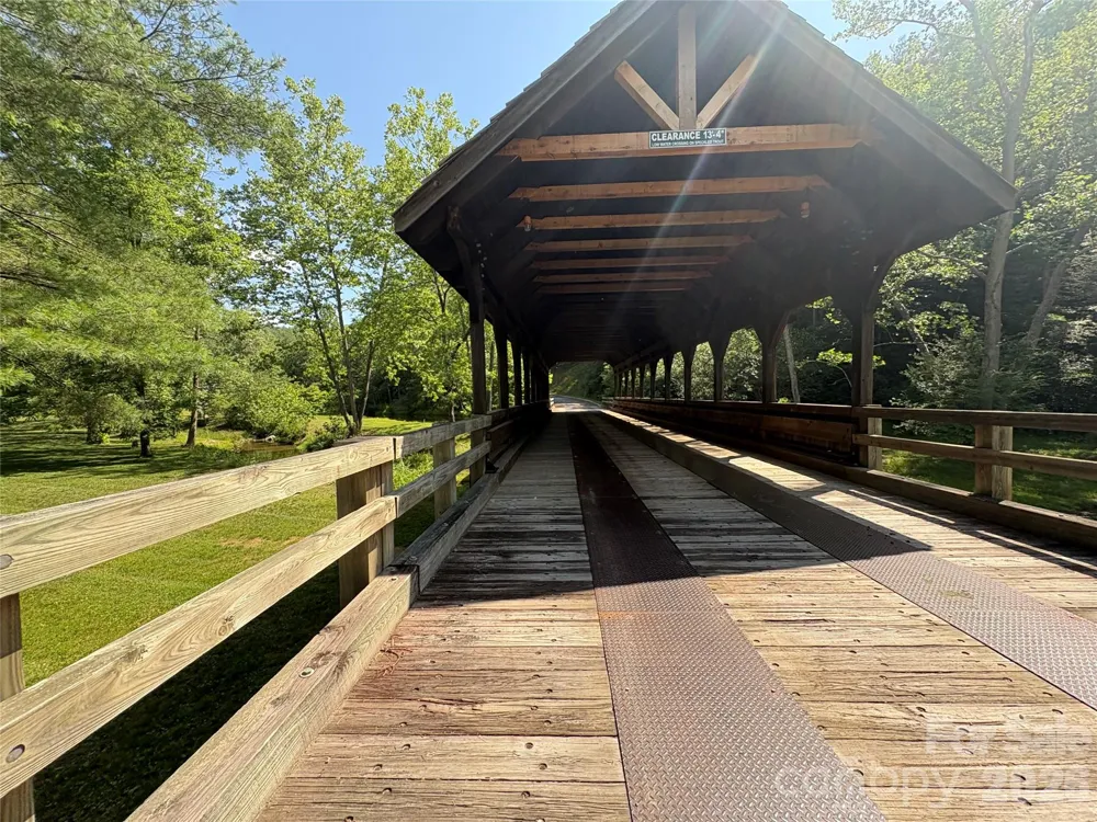 239 Stone Valley Way Hendersonville, NC 28792