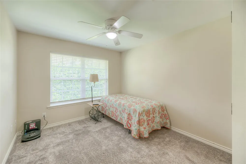 320 Lakefront Drive Onalaska, TX 77360
