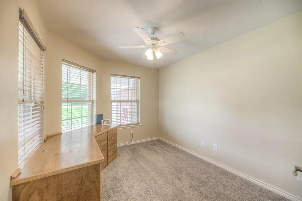 320 Lakefront Drive Onalaska, TX 77360
