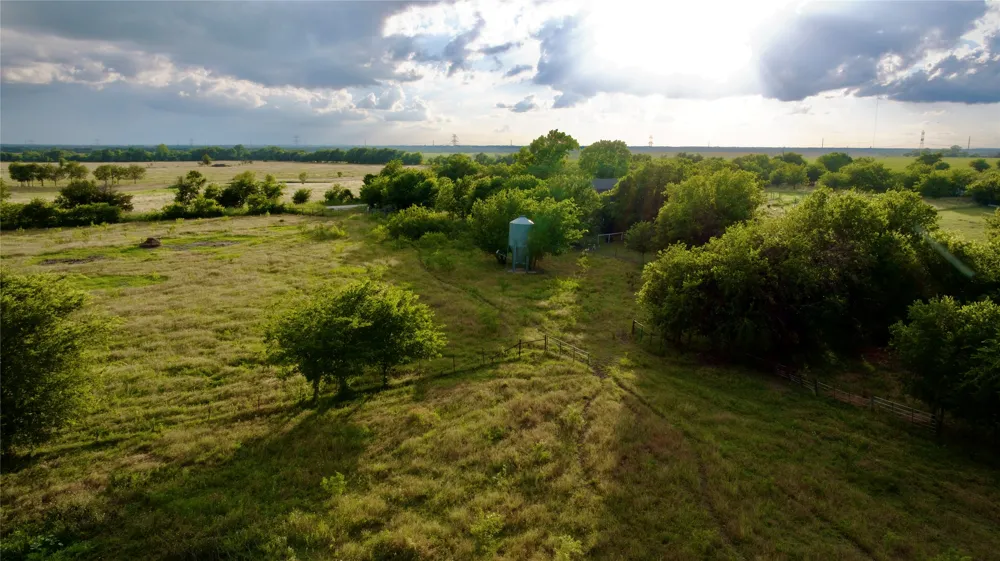 414 Cr 463 S Bruceville Eddy, TX 76524
