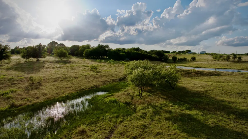 414 Cr 463 S Bruceville Eddy, TX 76524