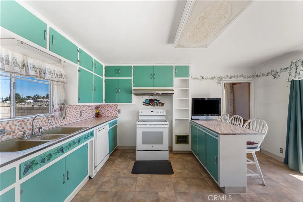 18123 Avenue A Edwards, CA 93523
