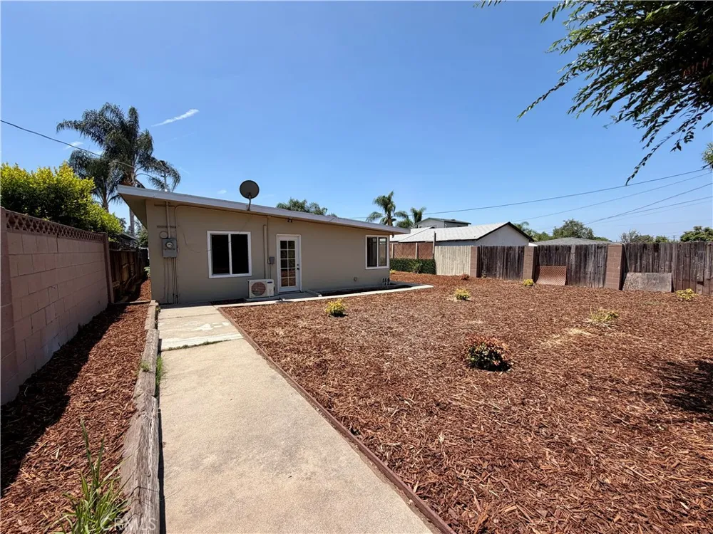 315 E Francis La Habra, CA 90631