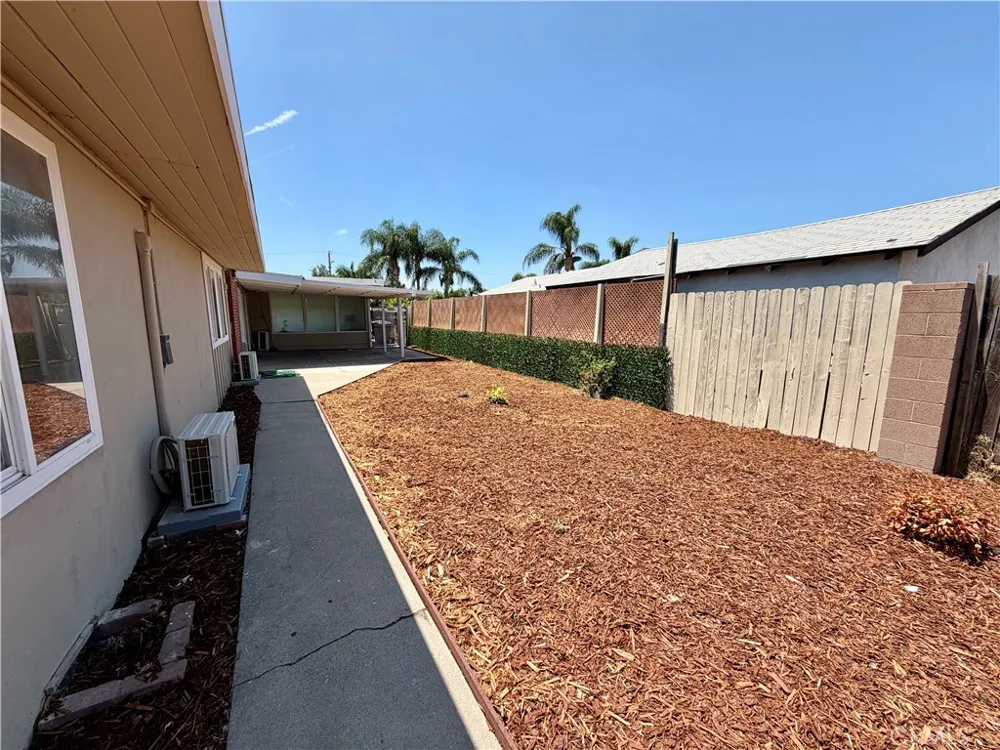 315 E Francis La Habra, CA 90631