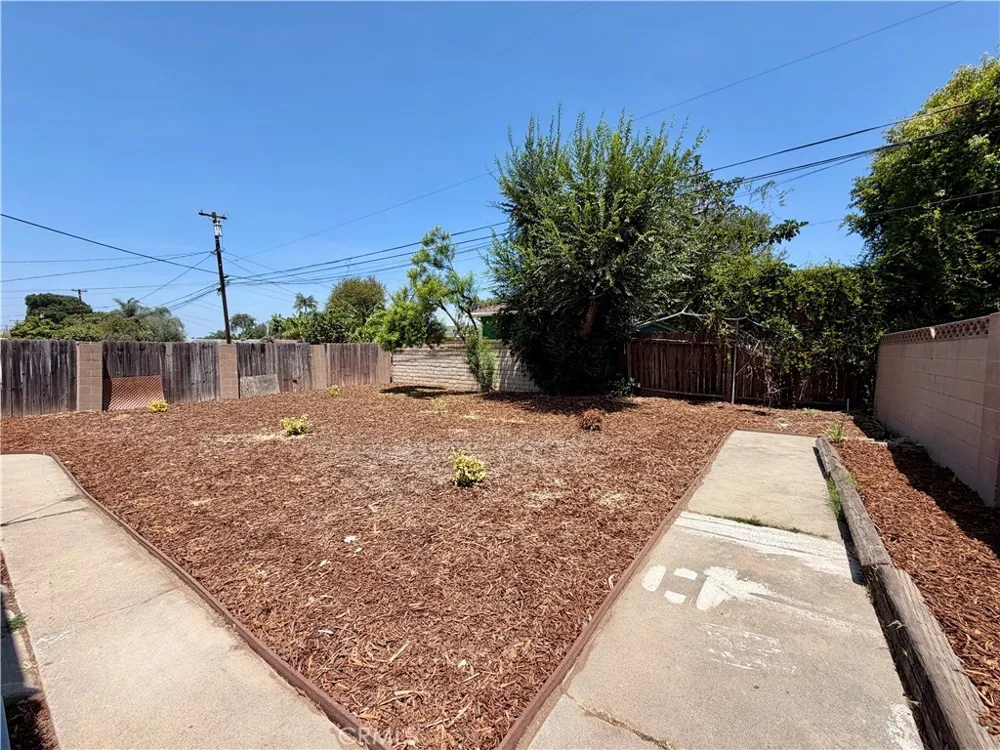 315 E Francis La Habra, CA 90631