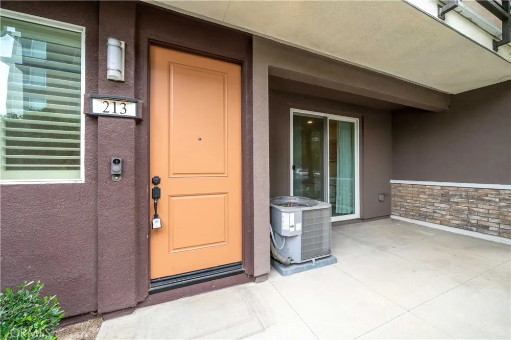 213 Steely Irvine, CA 92614