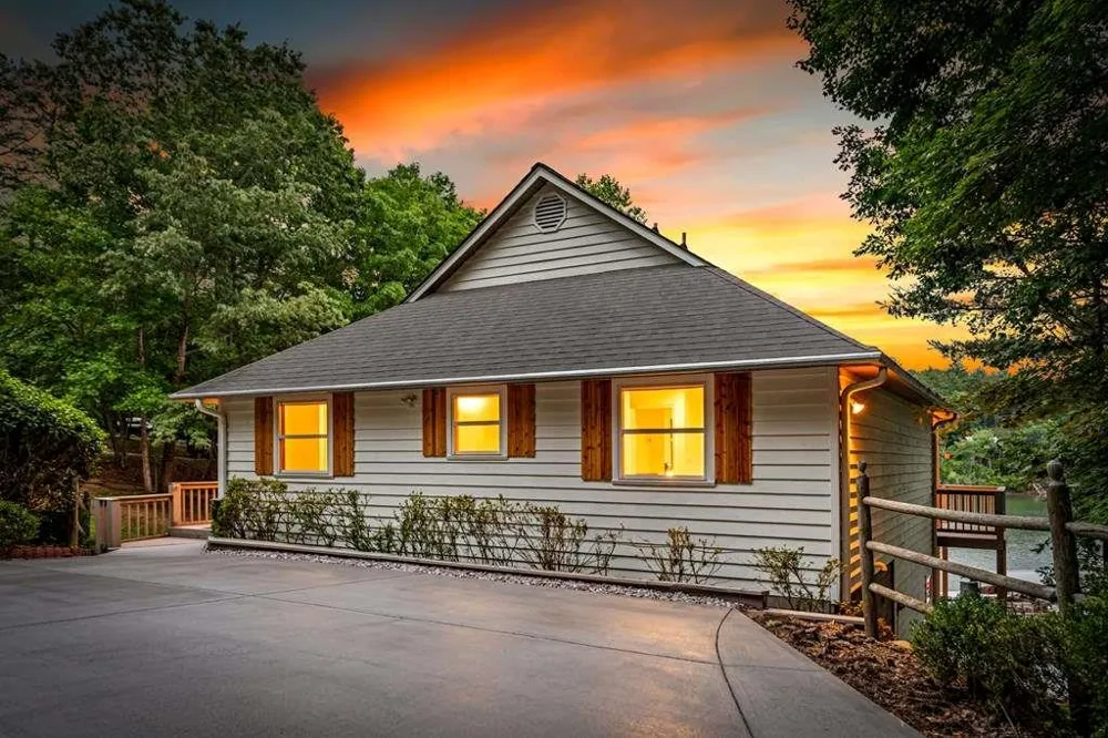 129 Mountain View Lane Blairsville, GA 30512