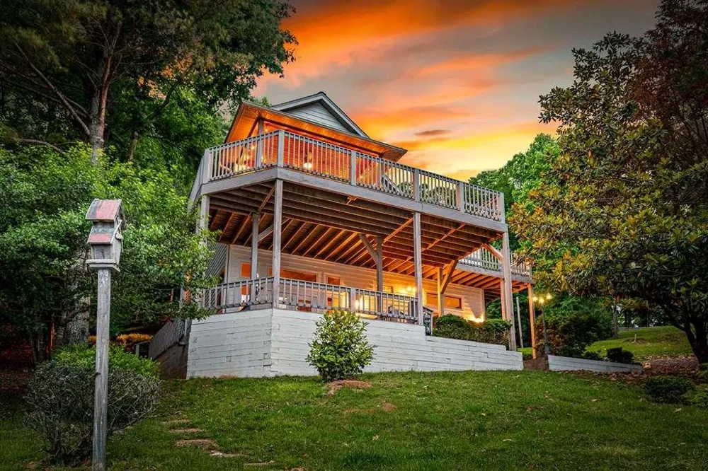 129 Mountain View Lane Blairsville, GA 30512