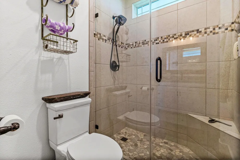 151 Key Largo Loop Point Blank, TX 77364