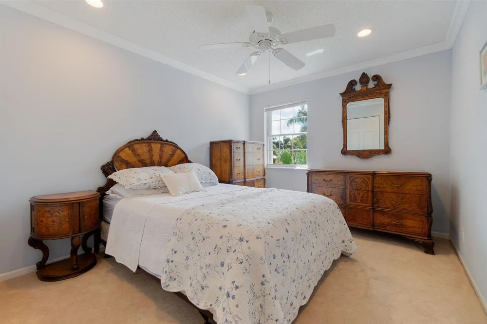 6005 Newport Village Way Lake Worth, FL 33463