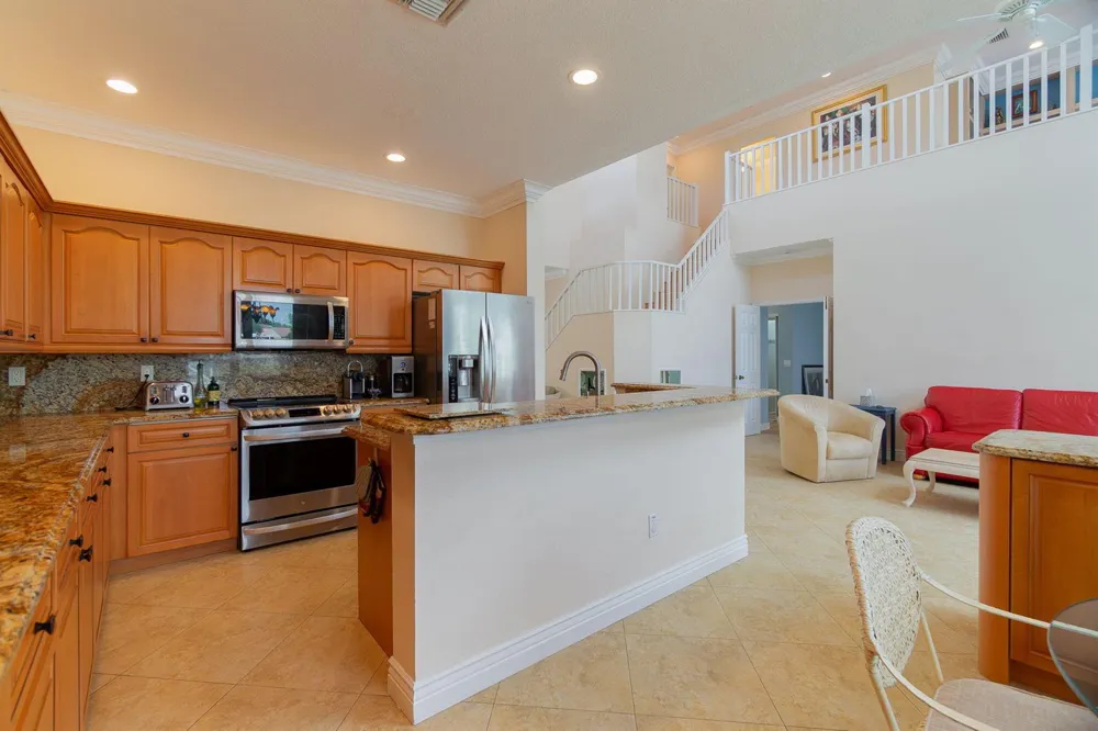6005 Newport Village Way Lake Worth, FL 33463