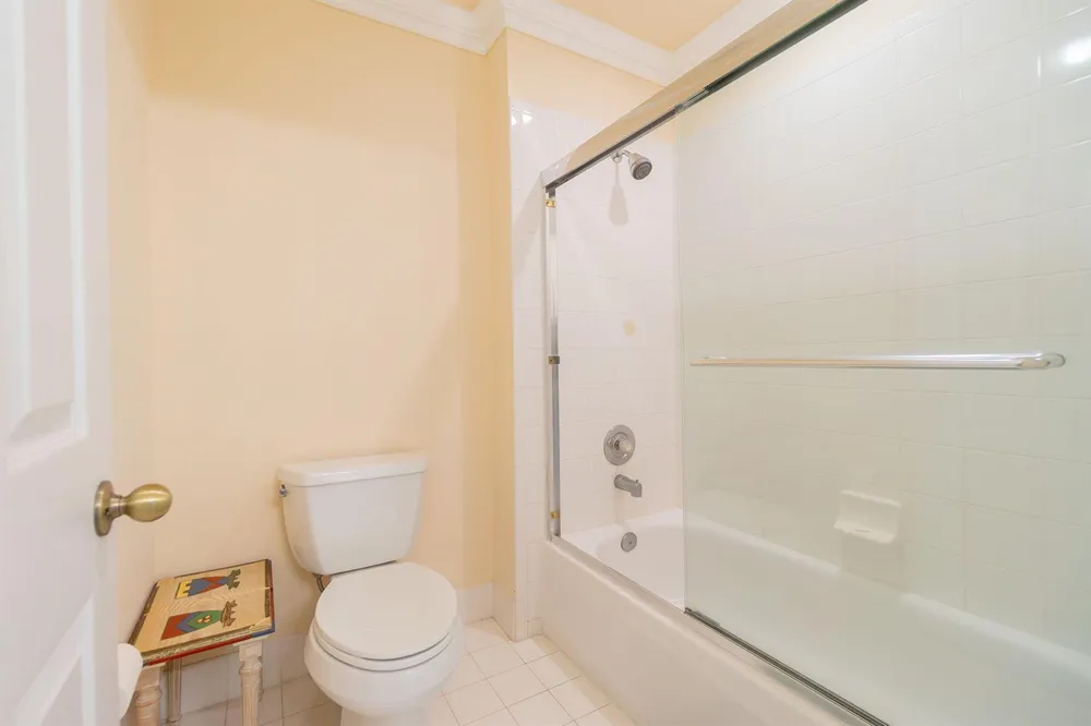 6005 Newport Village Way Lake Worth, FL 33463