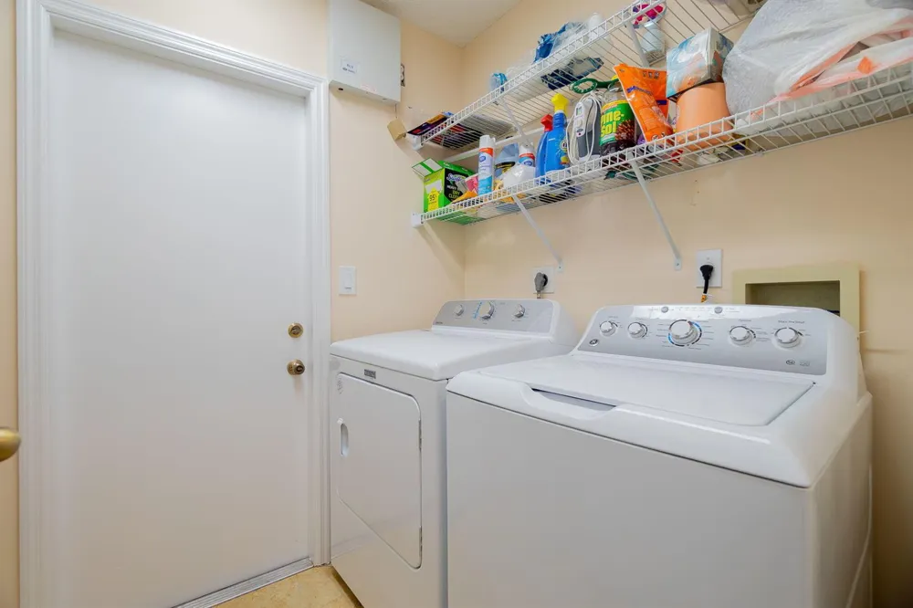 6005 Newport Village Way Lake Worth, FL 33463
