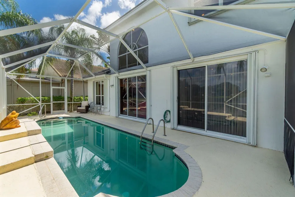 6005 Newport Village Way Lake Worth, FL 33463