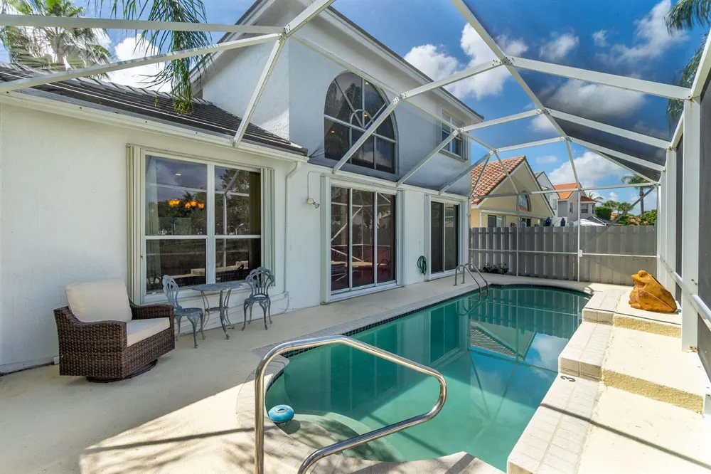 6005 Newport Village Way Lake Worth, FL 33463
