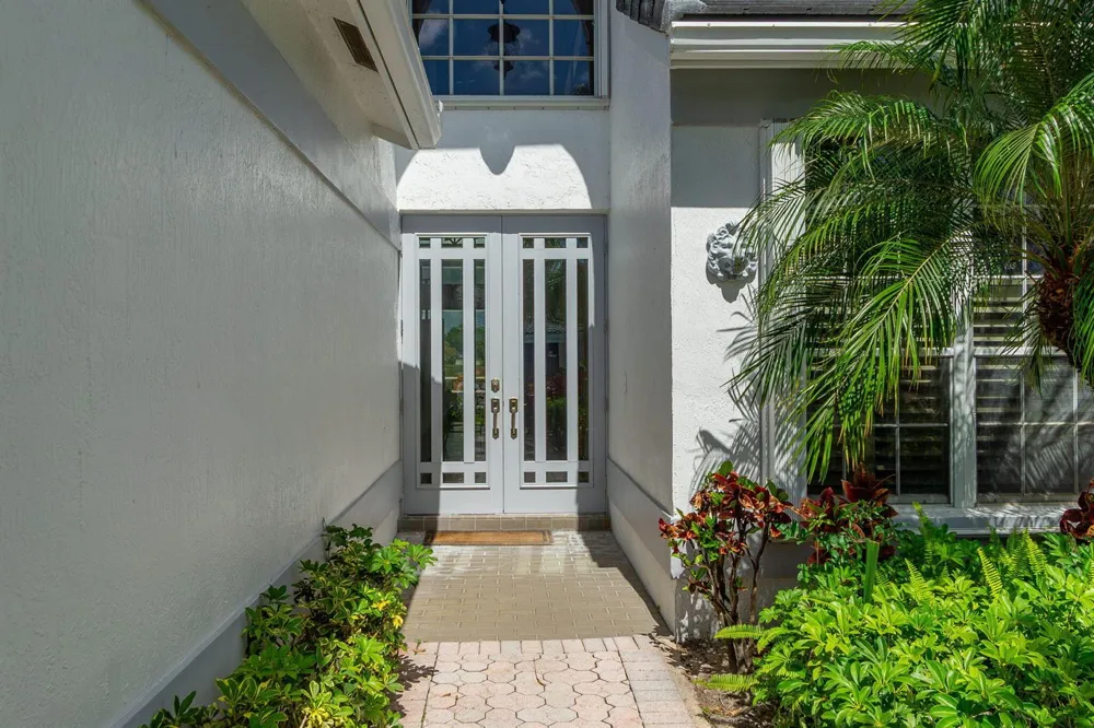 6005 Newport Village Way Lake Worth, FL 33463