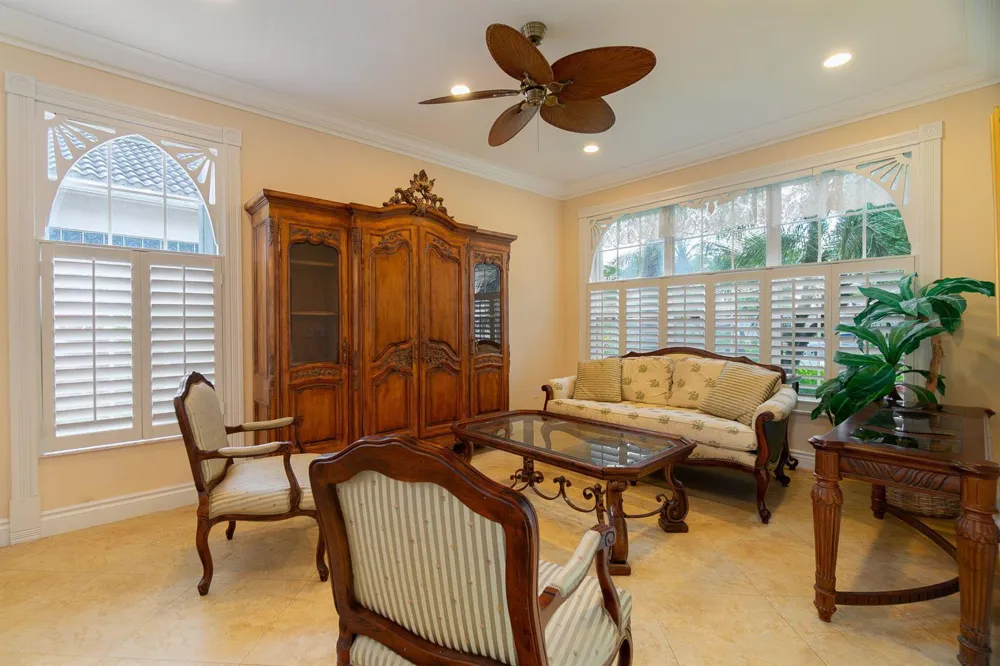 6005 Newport Village Way Lake Worth, FL 33463
