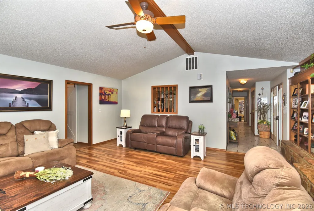 1101 Taylor Avenue Wagoner, OK 74467