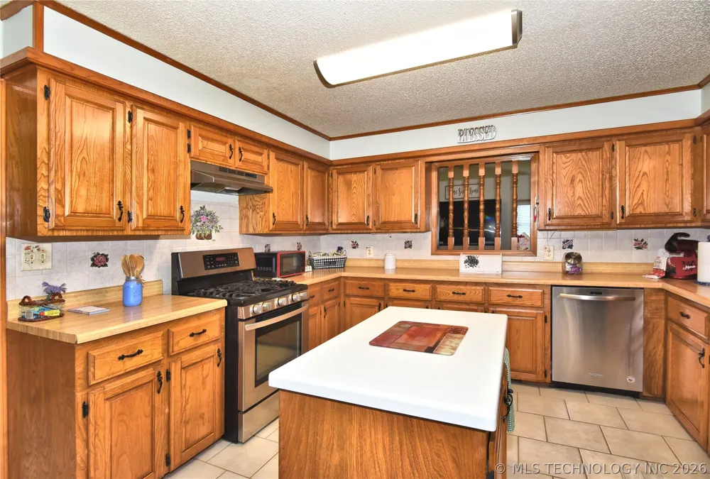 1101 Taylor Avenue Wagoner, OK 74467