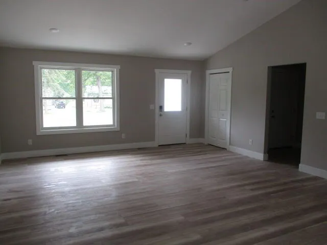 6108 Automobile Road Dalton Township, MI 49457