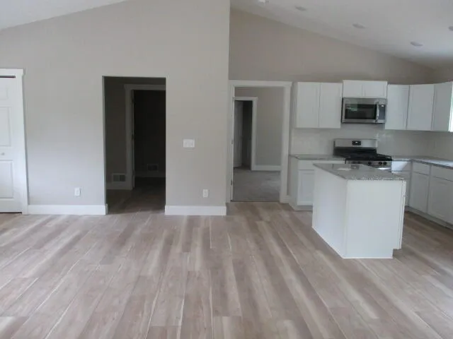 6108 Automobile Road Dalton Township, MI 49457
