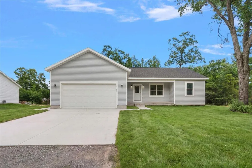 6108 Automobile Road Dalton Township, MI 49457