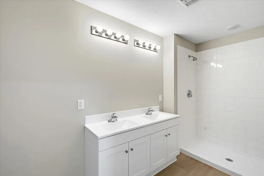 6108 Automobile Road Dalton Township, MI 49457
