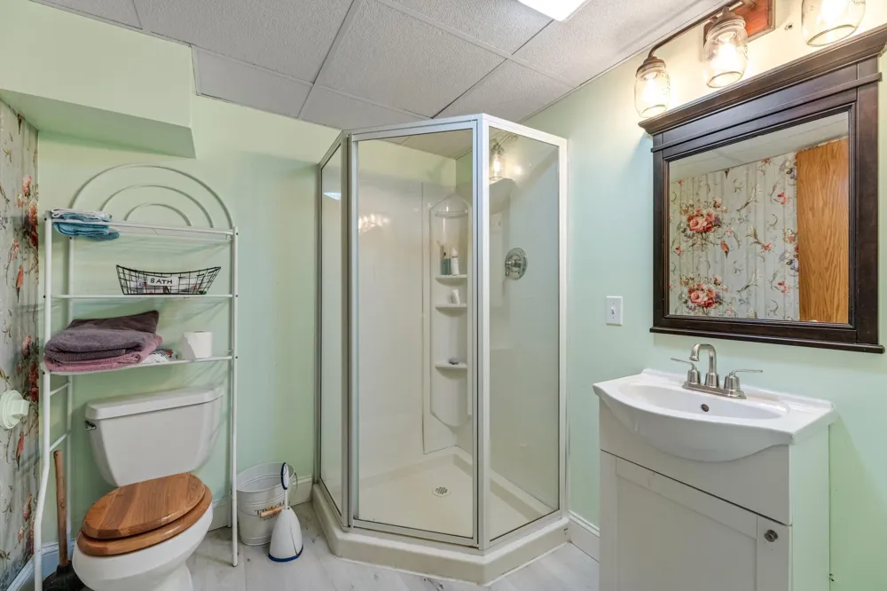 1497 Claudia Avenue La Crescent, MN 55947