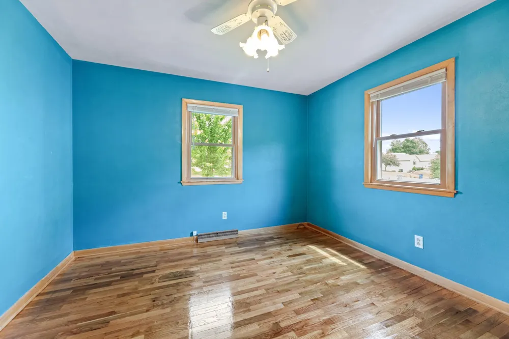 1497 Claudia Avenue La Crescent, MN 55947