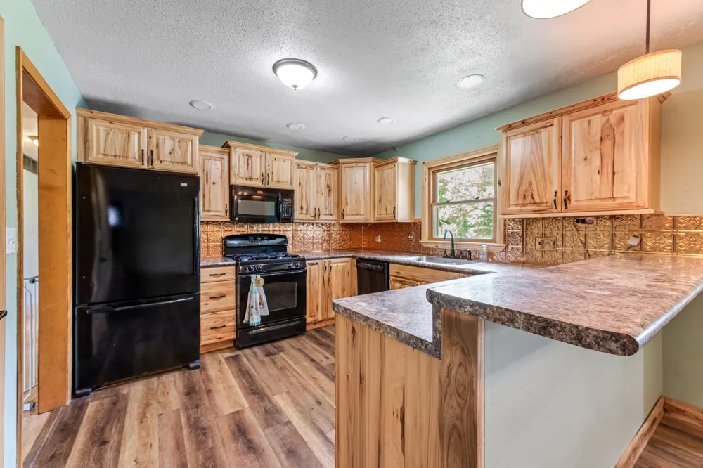 1497 Claudia Avenue La Crescent, MN 55947