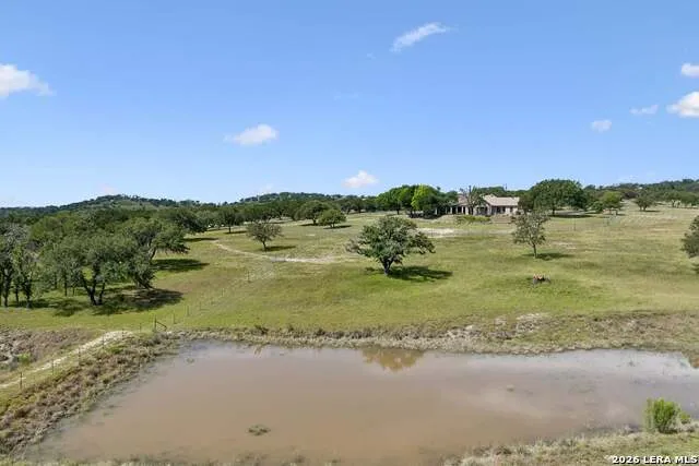 415 HIDDEN HILLS RANCH RD Camp Verde, TX 78010