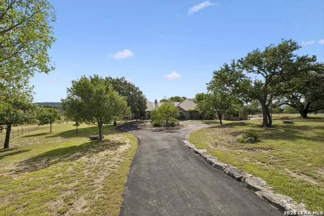 415 HIDDEN HILLS RANCH RD Camp Verde, TX 78010