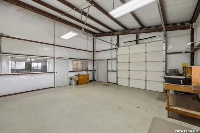 415 HIDDEN HILLS RANCH RD Camp Verde, TX 78010