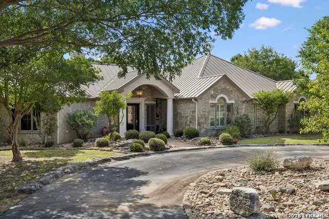 415 HIDDEN HILLS RANCH RD Camp Verde, TX 78010