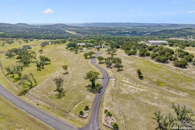 415 HIDDEN HILLS RANCH RD Camp Verde, TX 78010