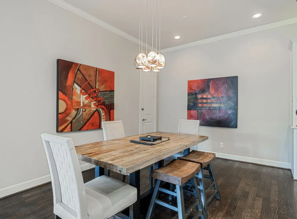 5001 Meridian Lane #2103 Addison, TX 75001